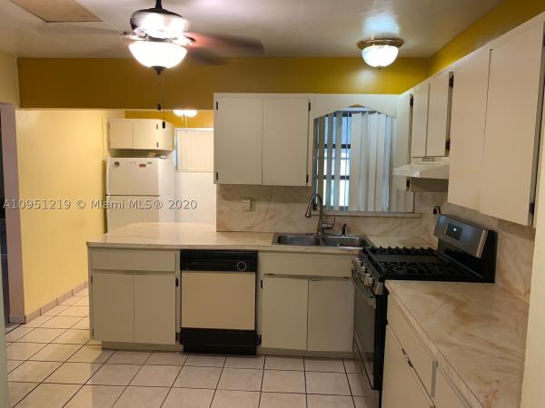 Stoneybrook Estates, 2451 NW 181st Ter, Miami Gardens, Florida 33056, image 3