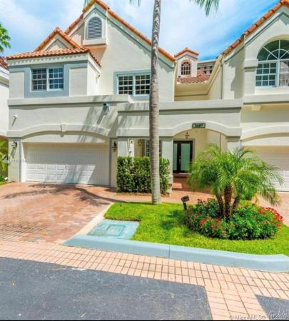 Turnberry Townhomes, 3687 NE 195th Ter, Aventura, Florida 33180, image 2