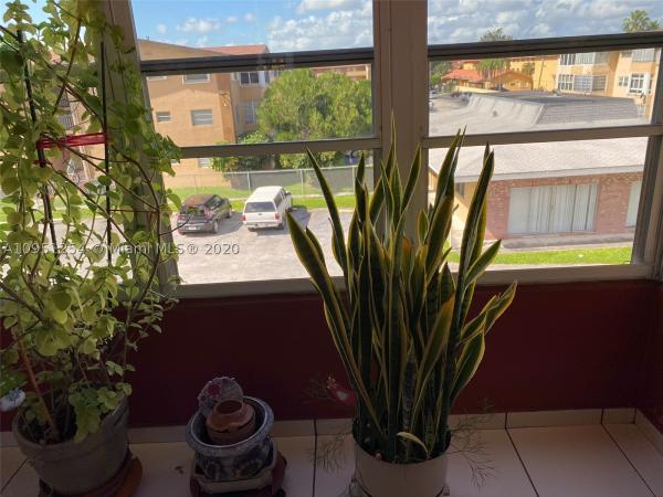 Palm Springs Garden, 120 Royal Palm Rd #301, Hialeah Gardens, Florida 33016, image 2
