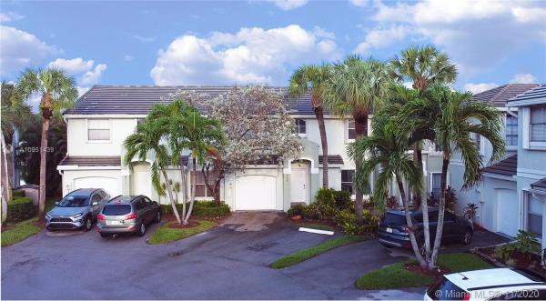 Les Chateaux, 4709 Grapevine Way, Davie, Florida 33331, image 2