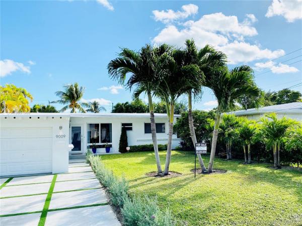 Altos Del Mar, 9009 Garland Ave, Surfside, Florida 33154, image 2