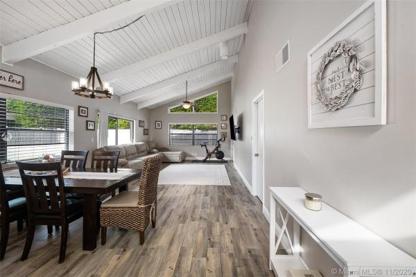 Amberwoods, 21524 Kapok Cir, Boca Raton, Florida 33433, image 2