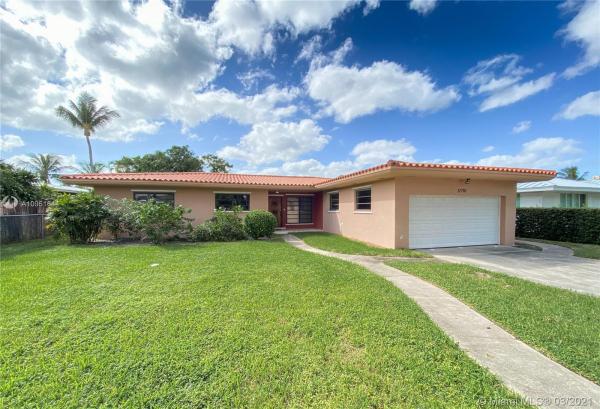 Keystone Island, 12710 Hickory Rd, North Miami, Florida 33181, image 2