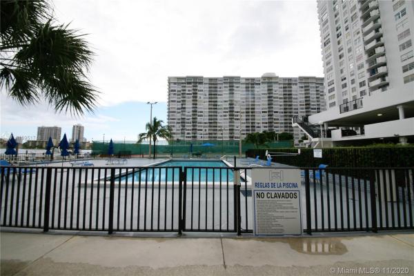 Commodore Plaza Tower, 2750 NE 183rd St #2304, Aventura, Florida 33160, image 2