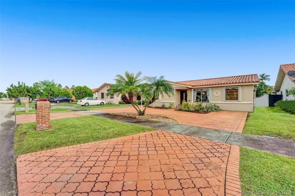 13738 SW 12th St, Unincorporated Dade County, Florida 33184, image 2