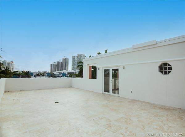 Magnolia, 1005 8th St #PH-4, Miami Beach, Florida 33139, image 2