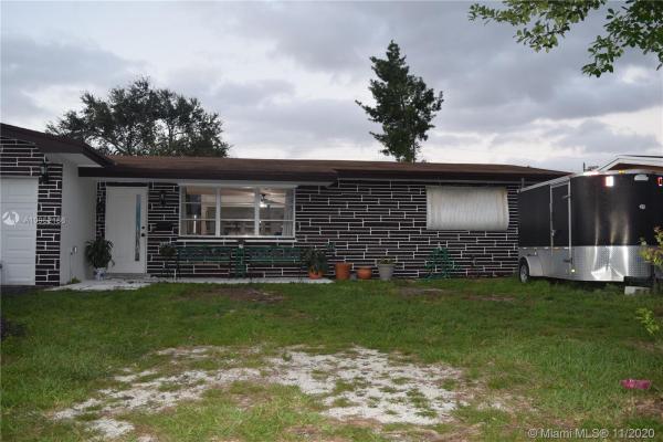 Boulevard Heights, 8841 NW 12th St, Pembroke Pines, Florida 33024, image 1