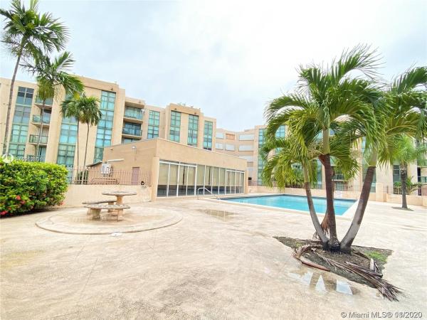 Coral Towers, 2075 SW 122nd Ave #325, Tamiami, Florida 33175, image 2