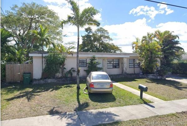 Westwood Lakes Residential, Westwood Lakes, Florida 33165, image 1