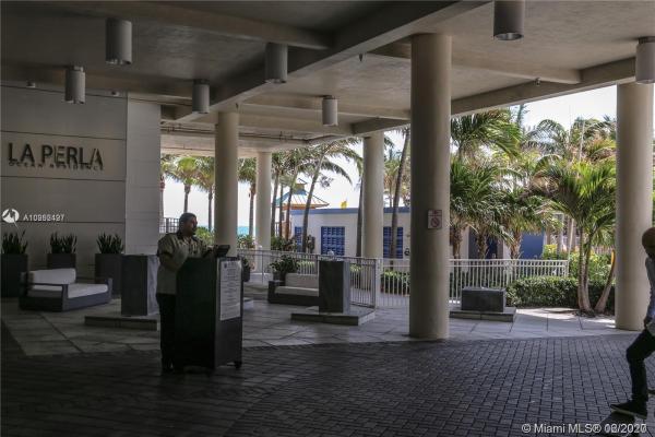 La Perla, 16699 Collins #2701, Sunny Isles Beach, Florida 33160, image 2