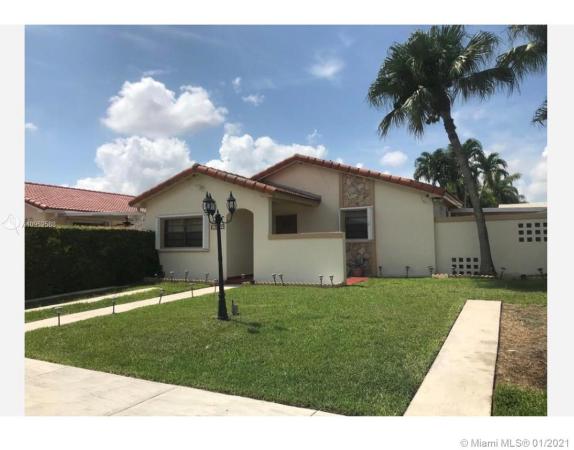 Kenmore Villas, 13550 SW 39th Ln, Tamiami, Florida 33175, image 2