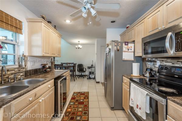 Deerwood, 12901 SW 148th Terr Rd, Three Lakes, Florida 33186, image 3