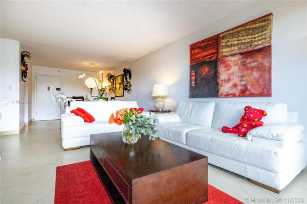Commodore Plaza Century, 2780 NE 183rd St #409, Aventura, Florida 33160, image 2