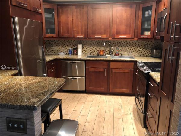 Tower Forty One, 4101 Pine Tree Dr #726, Miami Beach, Florida 33140, image 2