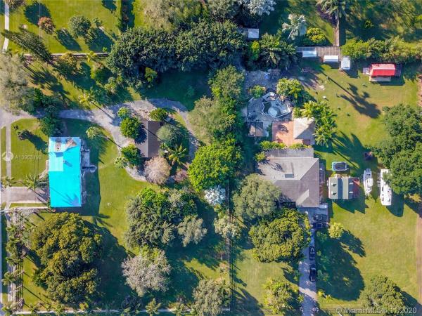 Oak Hill, 13900 SW 22nd Pl, Davie, Florida 33325, image 2