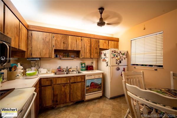 Villas At Carriage Hills Lakeside, 200 Berkley Rd #110, Hollywood, Florida 33024, image 1