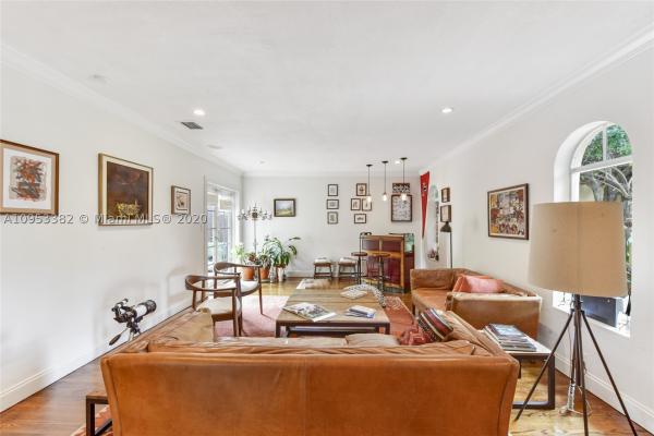 Riviera, 4943 Riviera Dr, Coral Gables, Florida 33146, image 2