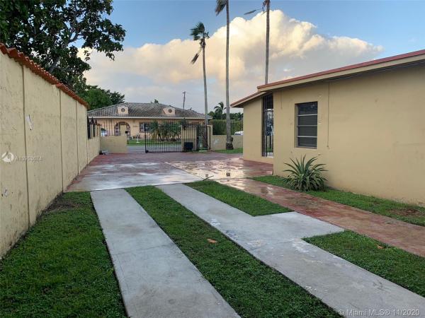 Westwood Lakes Residential, 10740 Westwood Lake Dr, Westwood Lakes, Florida 33165, image 2