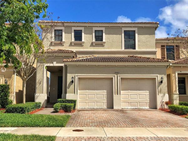 Champion Lakes, 19301 NE 8th Ct, Ives Estates, Florida 33179, image 2