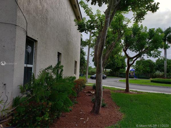 Venetia Groves, 1601 SE 31st Ct #1601, Homestead, Florida 33035, image 2