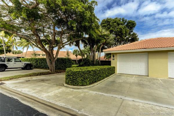 Patio Homes, 224 Old Meadow Way, Palm Beach Gardens, Florida 33418, image 2
