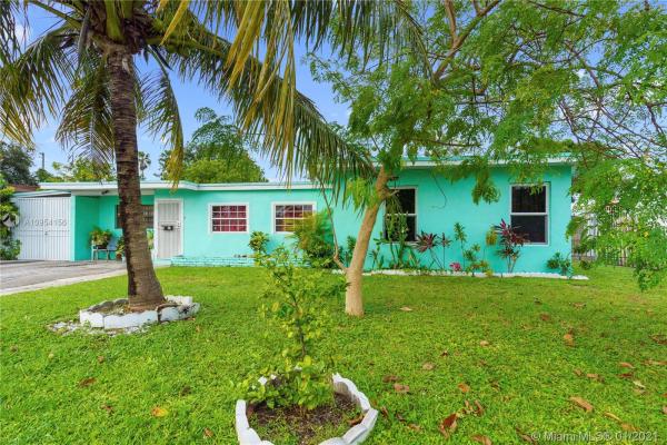 Palmland Estates, 1811 NW 185th St, Miami Gardens, Florida 33056, image 2