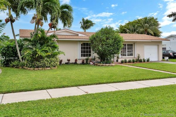 Bel Aire, 9250 Sterling Dr, Cutler Bay, Florida 33157, image 2