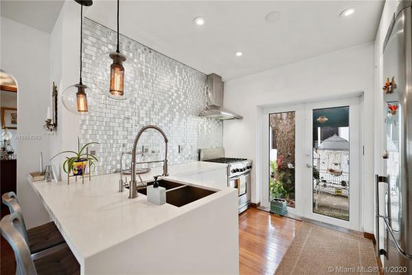 Andres, 834 SW 8th Ave, Miami, Florida 33130, image 2