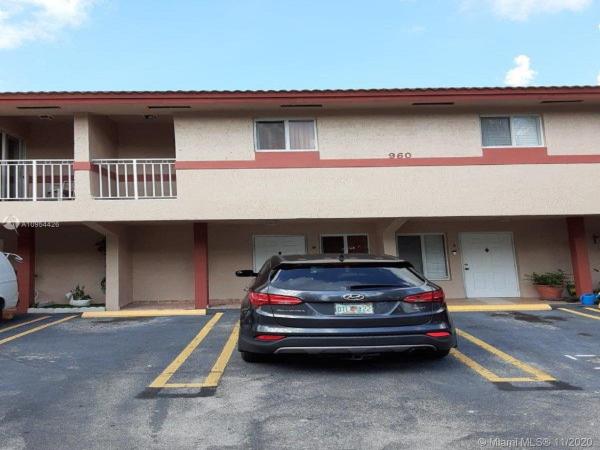 Parkview Townhomes, 960 NW 78th Ave #4C, Fountainebleau, Florida 33126, image 2