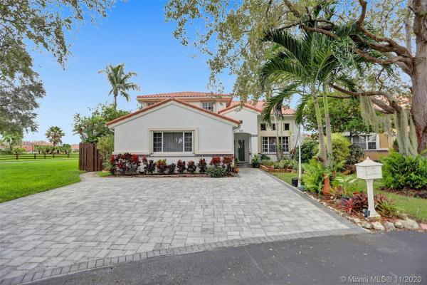 Park Isle At Lakes Of The Meadow, 4299 SW 148th Ave, Kendall West, Florida 33185, image 2