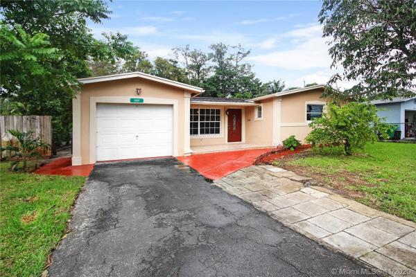 Castle Gardens, 5021 NW 23rd St, Lauderhill, Florida 33313, image 2
