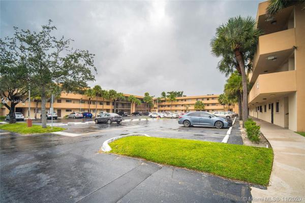 Kendall Acres West, 8415 SW 107th Ave #168W, Kendall, Florida 33173, image 2