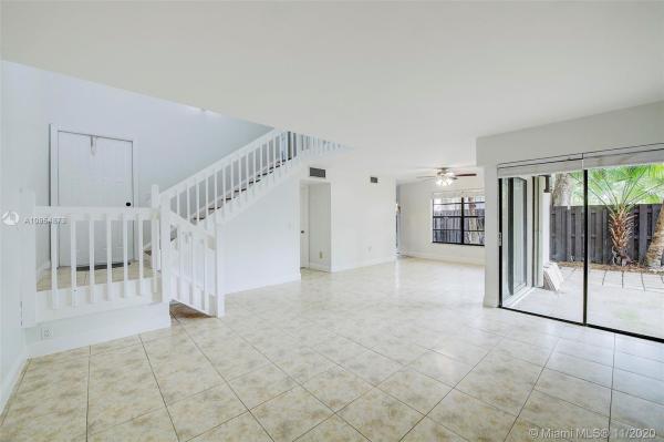 Village Homes In The Crossings, 13333 SW 112th Ter #49-2, The Crossings, Florida 33186, image 2