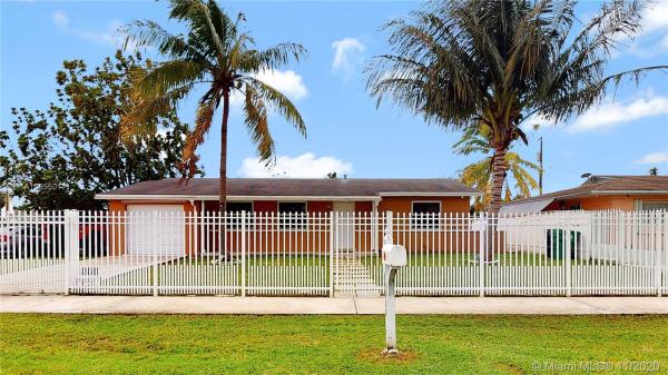 Fairway Park, 10011 SW 164th Ter, Palmetto Estates, Florida 33157, image 2