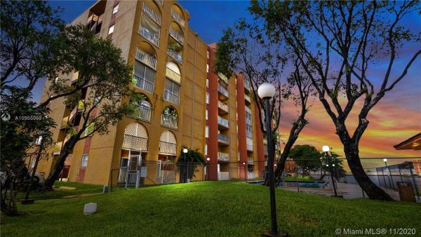 Sunset Villas, 4717 NW 7th St #301-10, Miami, Florida 33126, image 2