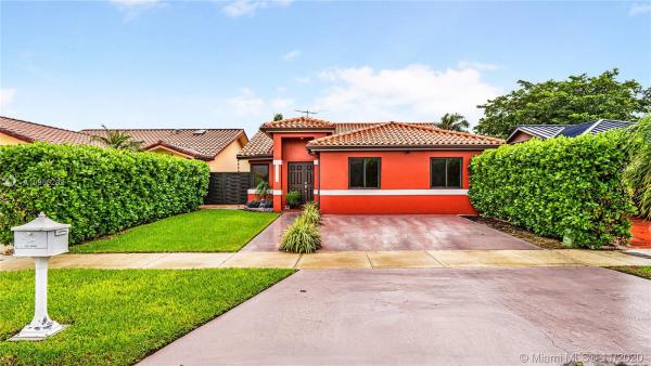 Bird Lakes South, 14360 SW 51st St, Kendale Lakes, Florida 33175, image 2