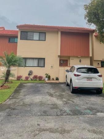 Kendall Walk, 8939 SW 149th Pl #8939, The Hammocks, Florida 33196, image 2