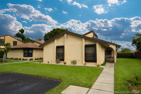 Briar Lake, 13045 SW 90th Ct, Kendall, Florida 33176, image 2