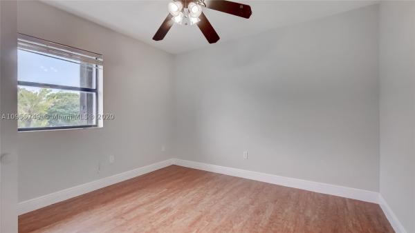 Deerwood Townhomes, 15059 SW 127th Cir Pl S, Three Lakes, Florida 33186, image 2