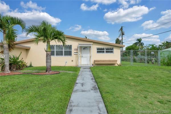 Sherwood Forest Estates, 15455 SW 297th St, Leisure City, Florida 33033, image 2