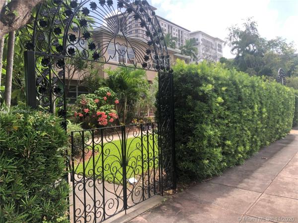 Almeria Gardens, 42 Almeria Ave #19, Coral Gables, Florida 33134, image 2