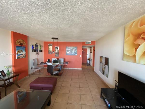 Commodore Plaza Century, 2780 NE 183rd St #1411, Aventura, Florida 33160, image 2