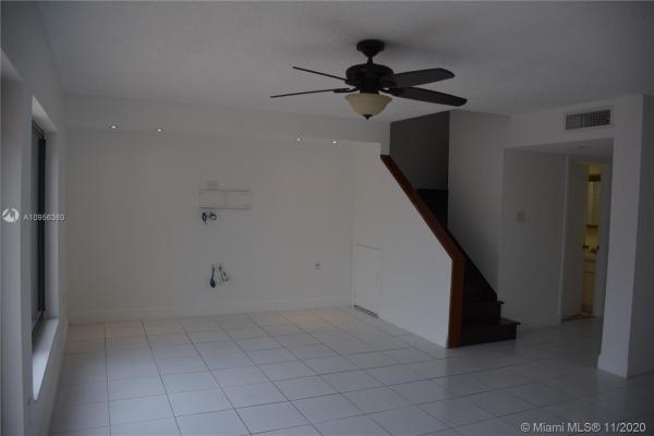 Tropical Park Villas, 3826 SW 79th Ave #131, Westchester, Florida 33155, image 2