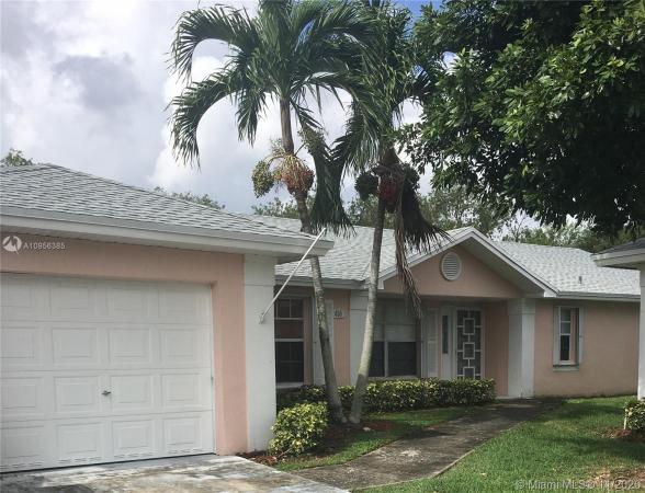 North Gate, 450 SE 22nd Ln, Homestead, Florida 33033, image 2