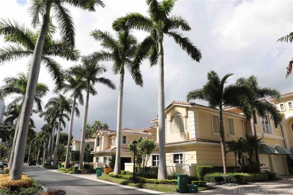 The Courtyards At The Point, Aventura, Florida 33180, image 2