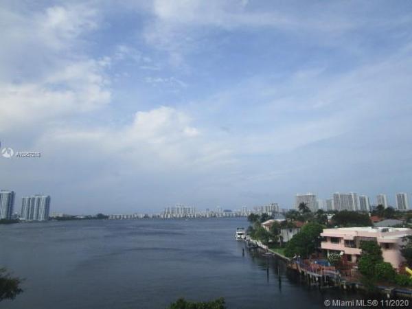 Stratford House, 2841 NE 163 St #501, North Miami Beach, Florida 33160, image 2