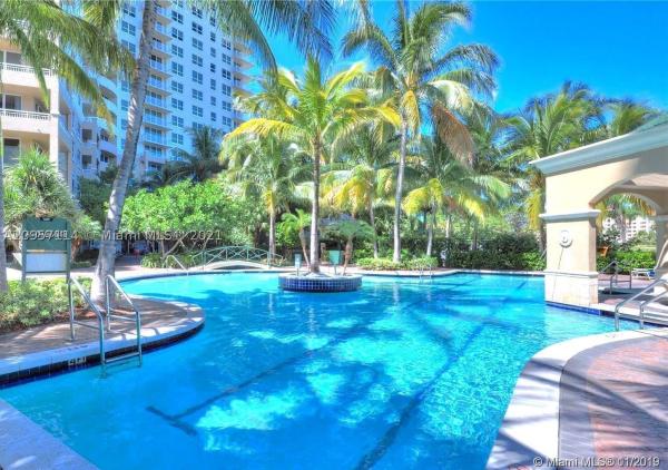 Turnberry On The Green, 19501 W Country Club Dr #2011, Aventura, Florida 33180, image 2