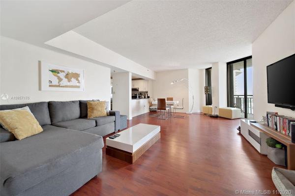 Brickell Key Two, 540 Brickell Key Dr #1704, Miami, Florida 33131, image 2