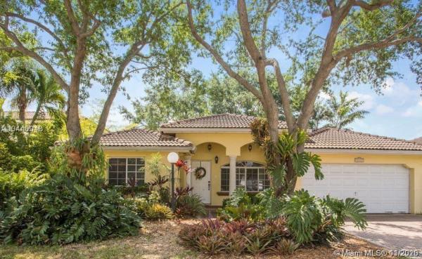 Laguna Ponds, 14274 SW 166th Ter, Richmond West, Florida 33177, image 2