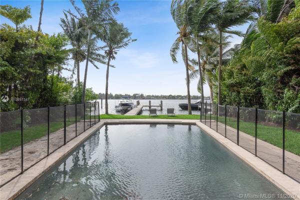 Biscayne Beach, 1230 Stillwater Dr, Miami Beach, Florida 33141, image 2